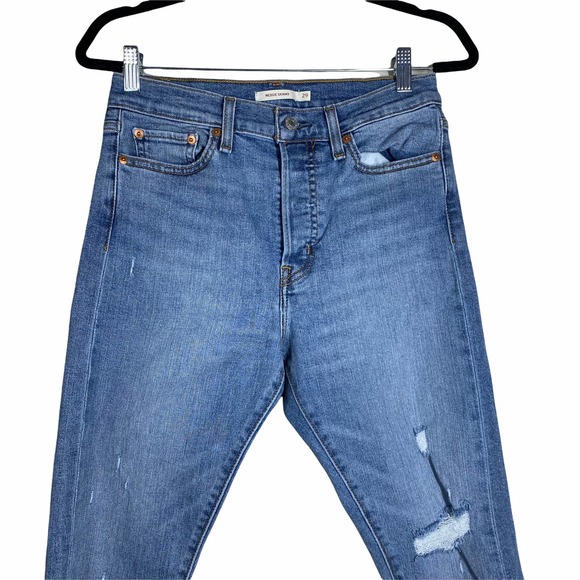 Levis Wedgie Skinny Medium Wash Distressed Jeans - Picture 2 of 8